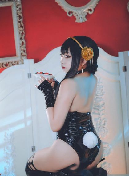 五男一女np慎入h虐_BD电影完整版