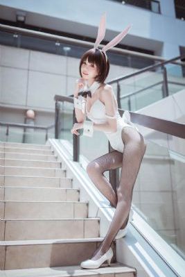 《荒野女子监狱》电影在线观看_720高清视频播放